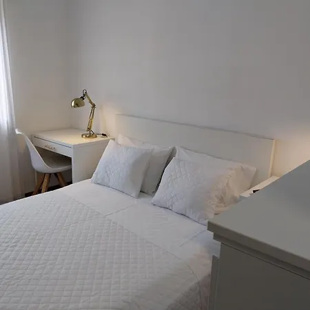 Buddies Charm House Apartamento