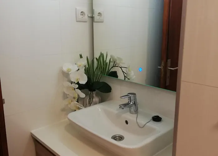 Buddies Charm House * أفيرو